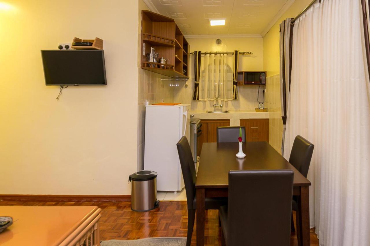 Fahari Gardens Hotel ไนโรบี ภายนอก รูปภาพ
