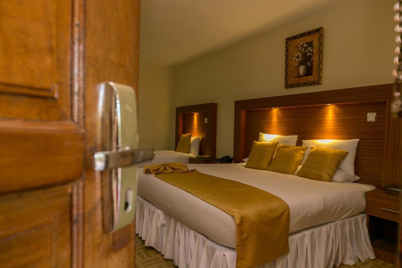 Fahari Gardens Hotel ไนโรบี ภายนอก รูปภาพ