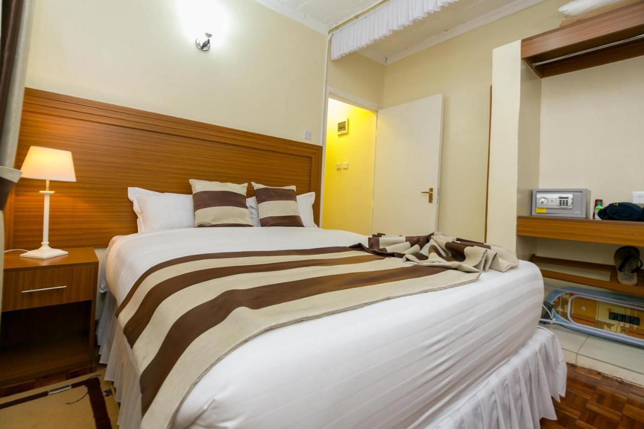 Fahari Gardens Hotel ไนโรบี ภายนอก รูปภาพ