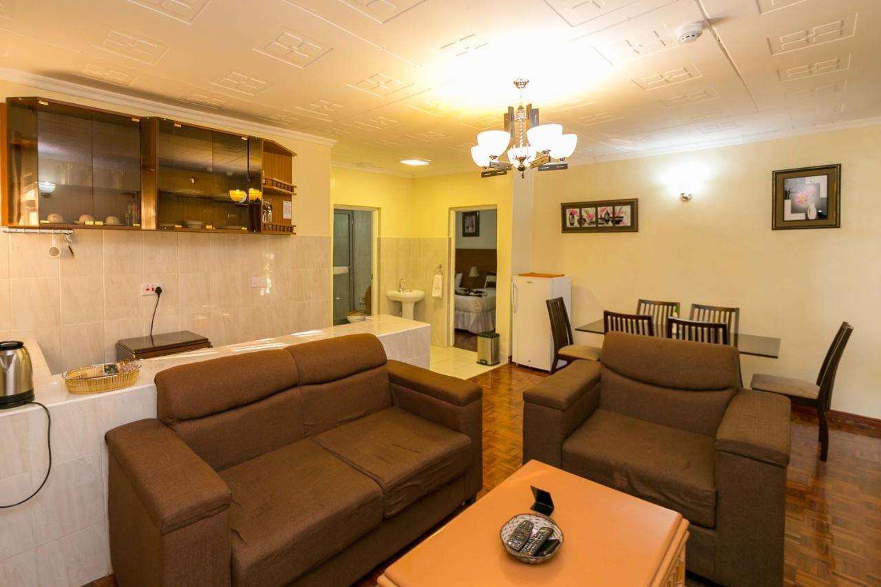 Fahari Gardens Hotel ไนโรบี ภายนอก รูปภาพ