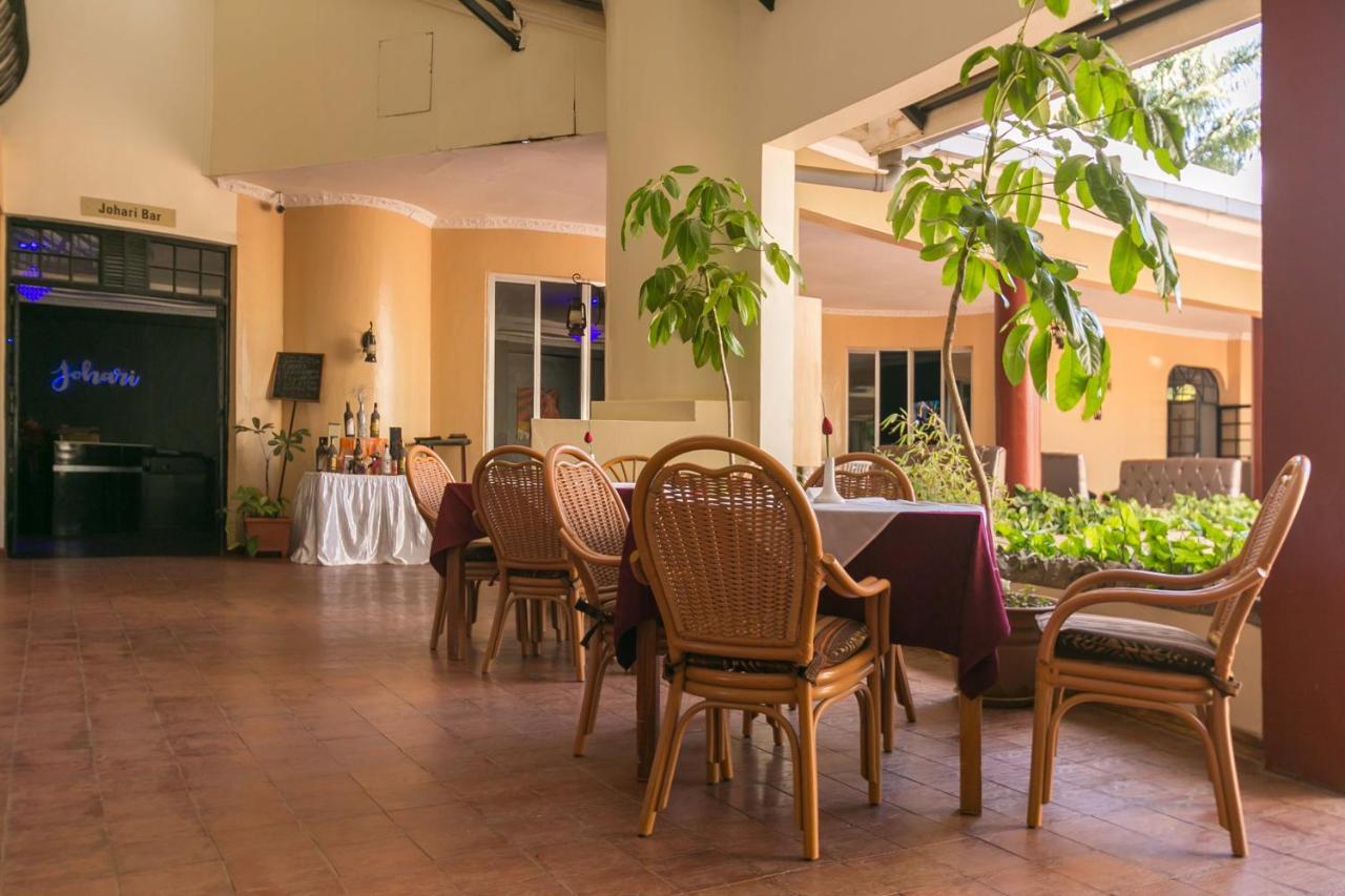 Fahari Gardens Hotel ไนโรบี ภายนอก รูปภาพ